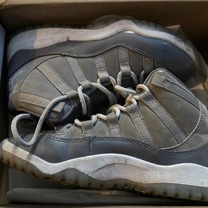 Jordan 11 Cool Grey